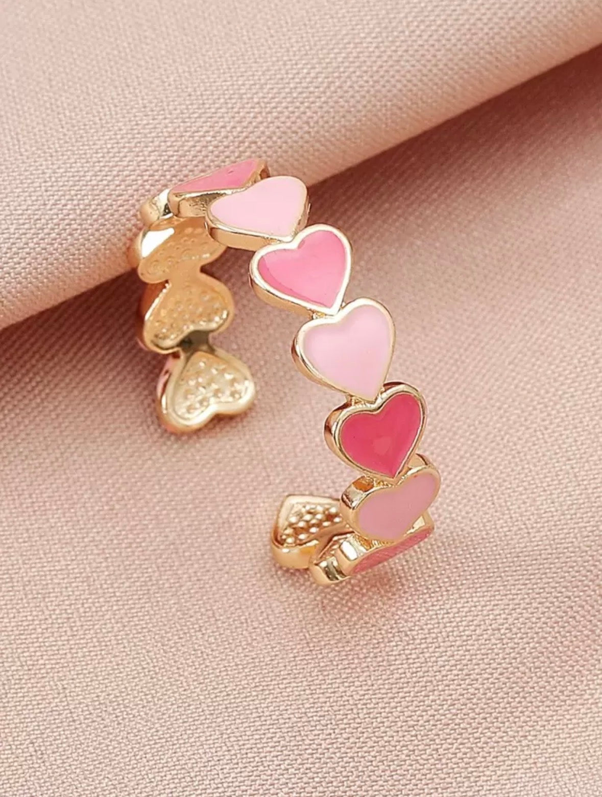 Heart chain ring