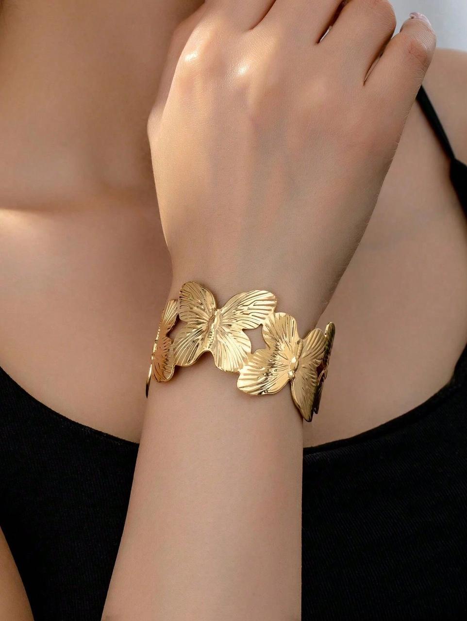 Butterfly cuff